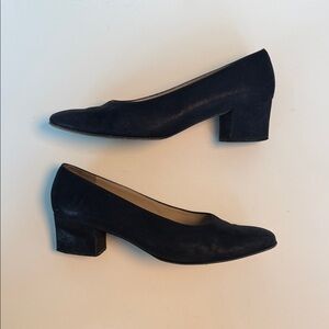 Salvatore Ferragamo Vintage Block Heel Pumps in Navy Blue